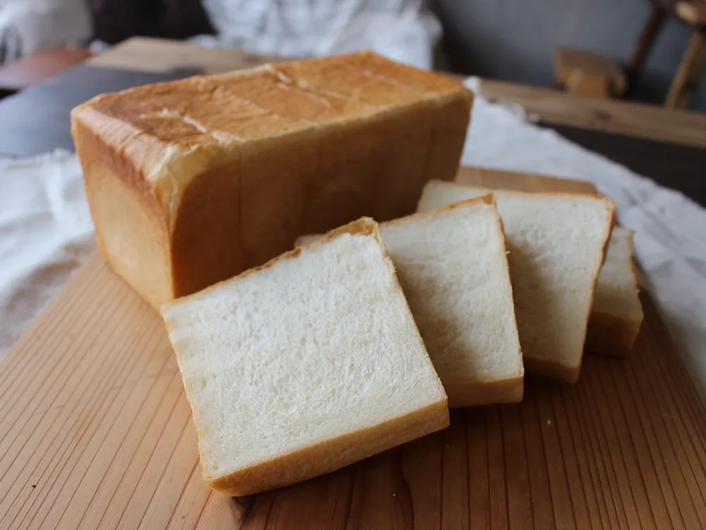 なーやんパンの生食パンとしっとりした断面